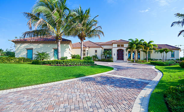 Best Driveway Paving Contractor  in Lake Ozark, MO